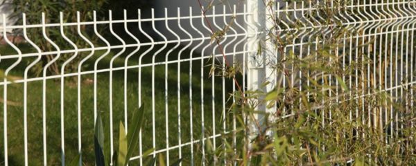 clôture rigide